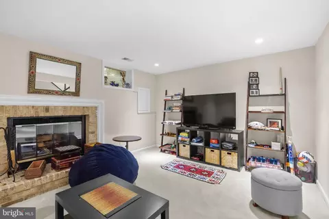 600 Sonata Way, Silver Spring, MD 20901 photo 28
