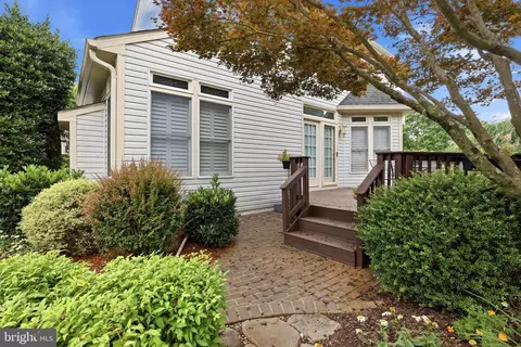 Exterior - 2 Crosscut Ct, Damascus, MD 20872 photo 7 of 15