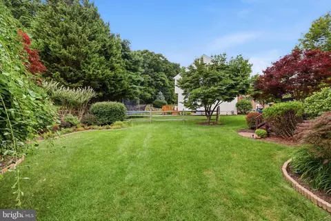 Exterior - 2 Crosscut Ct, Damascus, MD 20872 photo 14 of 15