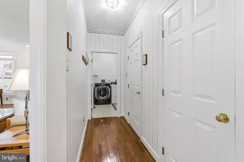 Entry Way - 2 Crosscut Ct, Damascus, MD 20872 photo 4 of 5