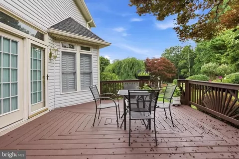 Exterior - 2 Crosscut Ct, Damascus, MD 20872 photo 9 of 15