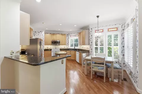 Kitchen - 2 Crosscut Ct, Damascus, MD 20872 photo 3 of 5