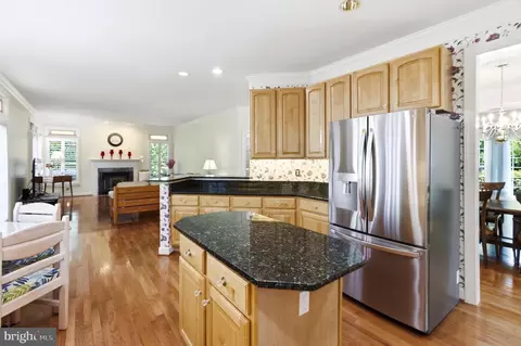 Kitchen - 2 Crosscut Ct, Damascus, MD 20872 photo 5 of 5