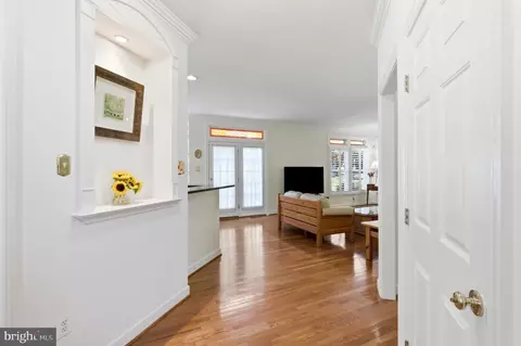 Entry Way - 2 Crosscut Ct, Damascus, MD 20872 photo 3 of 5