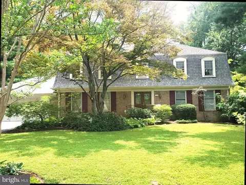 4320 Flower Dr, Rockville, MD 20853