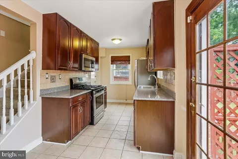 Kitchen - 2806 Hardy Ave, Silver Spring, MD 20902 photo 2 of 3