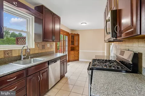 Kitchen - 2806 Hardy Ave, Silver Spring, MD 20902 photo 3 of 3