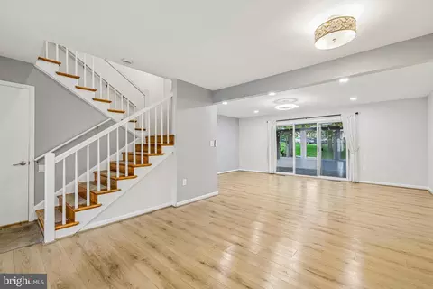 Living - 3546 Chiswick Ct #36-B, Silver Spring, MD 20906 photo 1 of 7