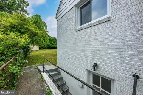 Exterior - 2604 Plyers Mill Rd, Silver Spring, MD 20902 photo 2 of 6
