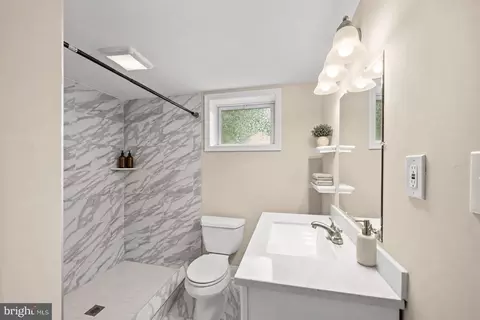 Bath - 2604 Plyers Mill Rd, Silver Spring, MD 20902 photo 5 of 6