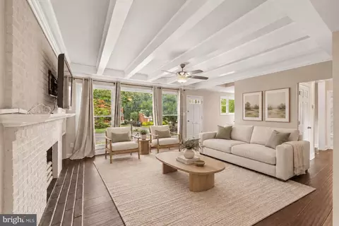Living - 2604 Plyers Mill Rd, Silver Spring, MD 20902 photo 3 of 4