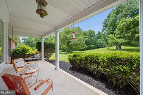 Exterior - 8953 Gue Rd, Damascus, MD 20872 photo 4 of 13