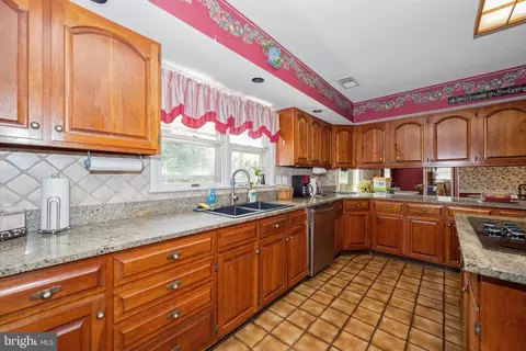 Kitchen - 8953 Gue Rd, Damascus, MD 20872 photo 2 of 2