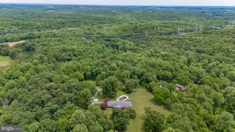 View/Area - 8953 Gue Rd, Damascus, MD 20872 photo 5 of 17