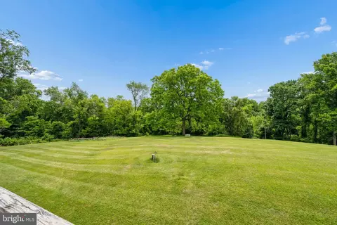 Exterior - 8953 Gue Rd, Damascus, MD 20872 photo 12 of 13