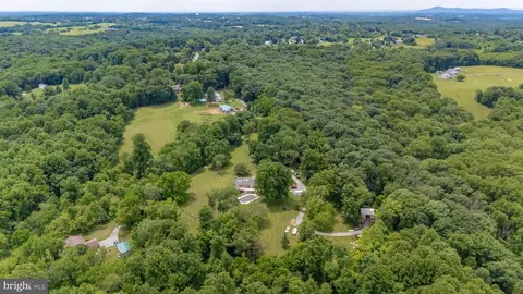 View/Area - 8953 Gue Rd, Damascus, MD 20872 photo 10 of 17