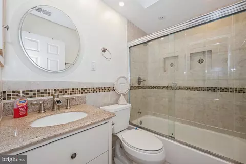 Bath - 8953 Gue Rd, Damascus, MD 20872 photo 2 of 2