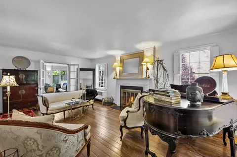 Living - 1522 Dale, Silver Spring, MD 20910 photo 2 of 4
