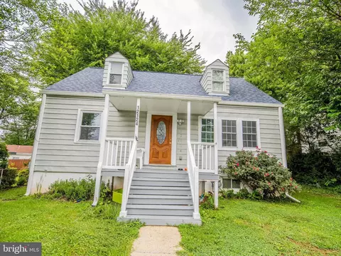 Exterior - 12124 Livingston St, Silver Spring, MD 20902 photo 3 of 8