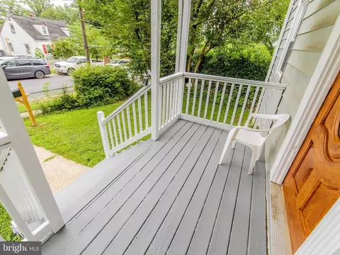 Exterior - 12124 Livingston St, Silver Spring, MD 20902 photo 4 of 8