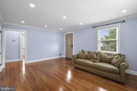 Living - 3013 Medway St, Silver Spring, MD 20902 photo 5 of 6