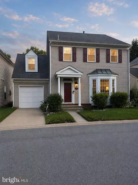8704 Vanilla Leaf Ct, Montgomery Village, MD 20886