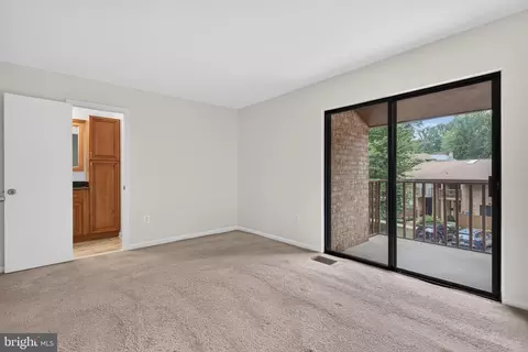 Bedroom - 9217 Three Oaks Dr, Silver Spring, MD 20901 photo 4 of 13