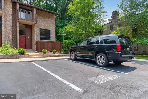 Exterior - 9217 Three Oaks Dr, Silver Spring, MD 20901 photo 6 of 9