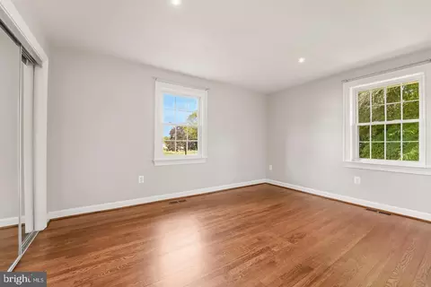 Bedroom - 19112 Olney Mill Rd, Olney, MD 20832 photo 2 of 5