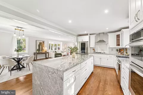 Kitchen - 19112 Olney Mill Rd, Olney, MD 20832 photo 3 of 4
