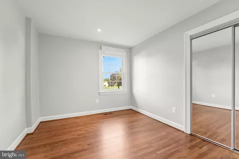 Bedroom - 19112 Olney Mill Rd, Olney, MD 20832 photo 1 of 5