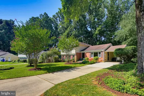 Exterior - 1548 Winding Waye Ln, Silver Spring, MD 20902 photo 8 of 8