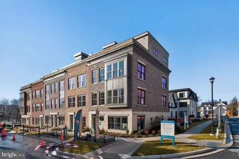 5031 Dulcet Dr #21, Kensington, MD 20895