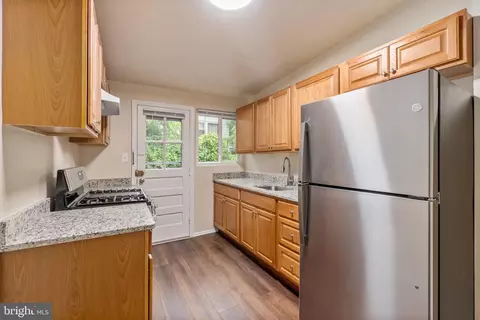 Kitchen - 1029 Quebec Ter #8 TOTAL S, Silver Spring, MD 20903 photo 1 of 3