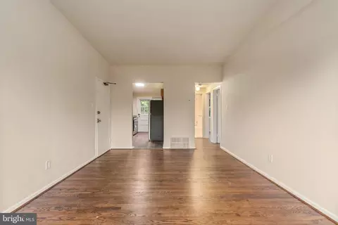 Living - 1029 Quebec Ter #8 TOTAL S, Silver Spring, MD 20903 photo 5 of 5