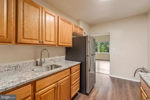 Kitchen - 1029 Quebec Ter #8 TOTAL S, Silver Spring, MD 20903 photo 2 of 3