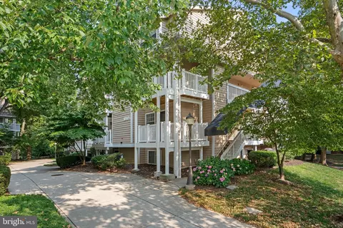 10805 Hampton Mill Ter #220, North Bethesda, MD 20852