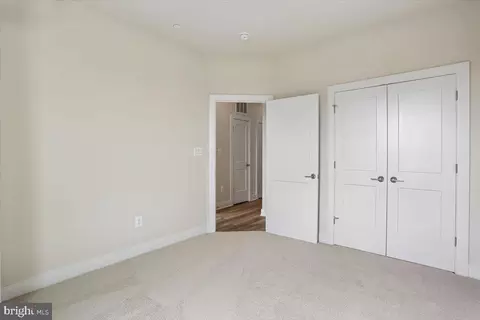 Bedroom - 102 Allen Ln, Poolesville, MD 20837 photo 5 of 8