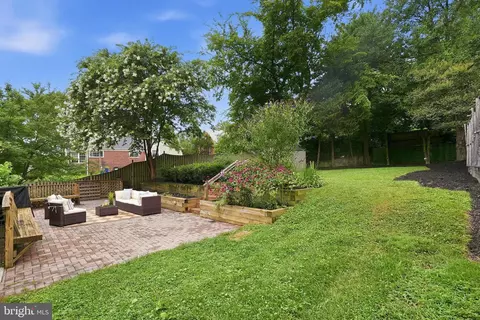Exterior - 10006 Greenock Rd, Silver Spring, MD 20901 photo 5 of 8