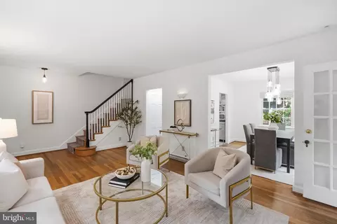Living - 10006 Greenock Rd, Silver Spring, MD 20901 photo 3 of 3