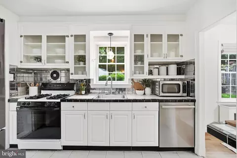 Kitchen - 10006 Greenock Rd, Silver Spring, MD 20901 photo 1 of 1