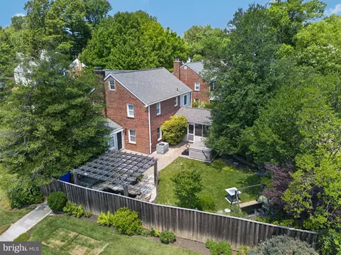 Exterior - 9701 Lawndale Dr, Silver Spring, MD 20901 photo 13 of 17