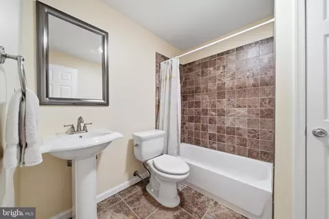 Bath - 14514 Bubbling Spring Rd, Boyds, MD 20841 photo 5 of 5