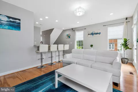 Living - 11718 Leesborough Cir, Silver Spring, MD 20902 photo 1 of 1
