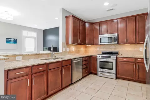 Kitchen - 11718 Leesborough Cir, Silver Spring, MD 20902 photo 3 of 3
