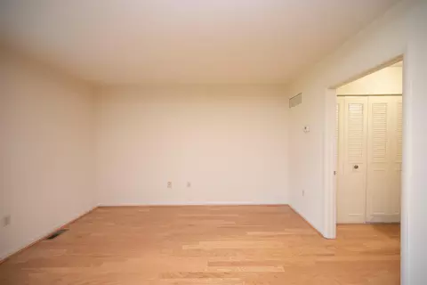 Living - 3632 Gleneagles Dr #8-1F, Silver Spring, MD 20906 photo 5 of 6