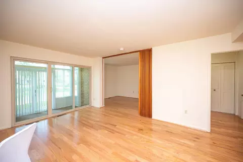 Living - 3632 Gleneagles Dr #8-1F, Silver Spring, MD 20906 photo 6 of 6