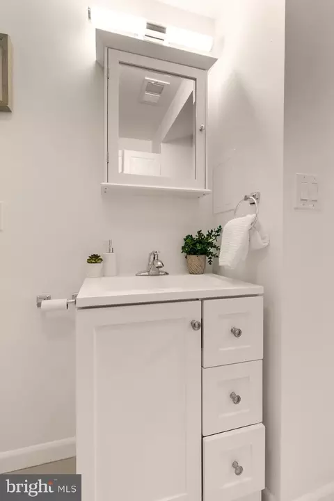 Bath - 1907 Forest Dale Dr, Silver Spring, MD 20903 photo 1 of 9