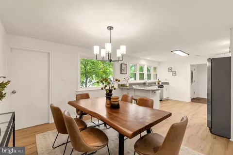 Dining - 1907 Forest Dale Dr, Silver Spring, MD 20903 photo 3 of 3