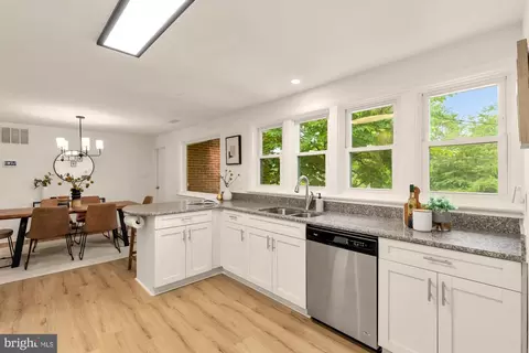 Kitchen - 1907 Forest Dale Dr, Silver Spring, MD 20903 photo 3 of 4
